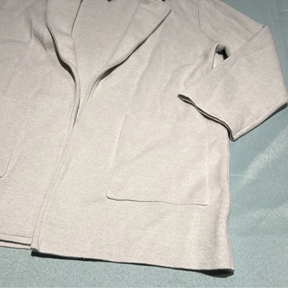 J. CREW // SZ S // Cecile relaxed sweater blazer, heather dove // retail $168